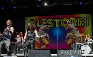 IMG_6990-Alestorm.jpg