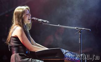 IMG_8404-Beyond_the_Black.jpg