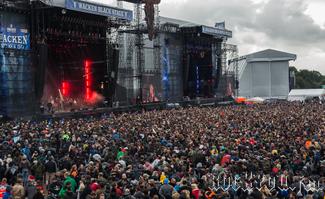 IMG_a8628-Black_Stage.jpg