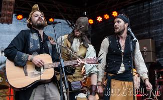 IMG_a8660-Ye_Banished_Privateers.jpg