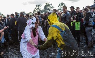 IMG_a9404-Dancing_in_the_Mud.jpg