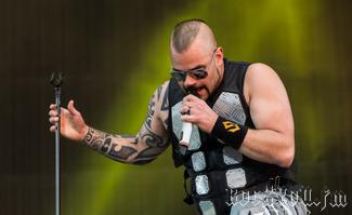 IMG_b0100-Sabaton.jpg