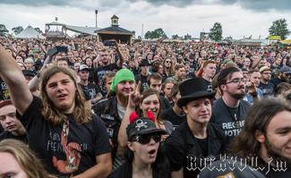 IMG_2926-Wackinger-Crowd.jpg