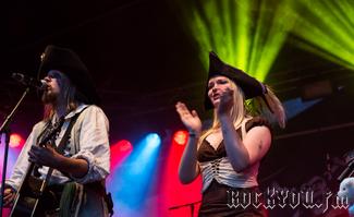 IMG_3630-Mr._Hurley_und_die_Pulveraffen_Rockshow.jpg