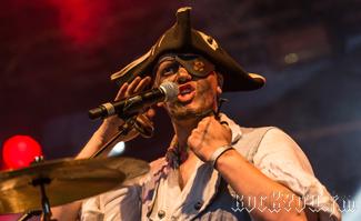 IMG_3698-Mr._Hurley_und_die_Pulveraffen_Rockshow.jpg