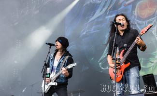 IMG_3929-Dragonforce.jpg