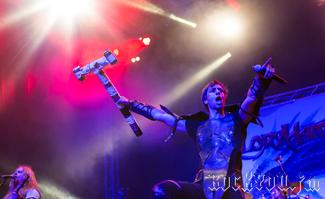 IMG_4295-Gloryhammer.jpg