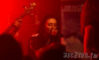 IMG_6736-Unleash_the_Archers.jpg