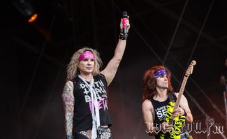 IMG_2411-Steel_Panther.jpg