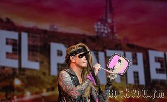 IMG_2442-Steel_Panther.jpg