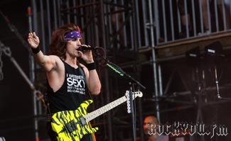 IMG_2448-Steel_Panther.jpg