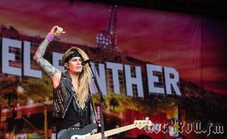 IMG_2461-Steel_Panther.jpg