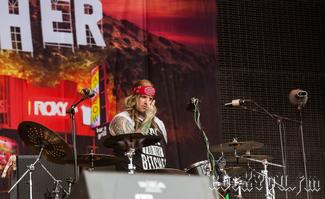 IMG_2470-Steel_Panther.jpg