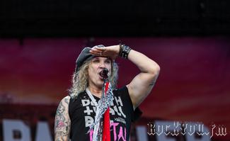 IMG_2494-Steel_Panther.jpg