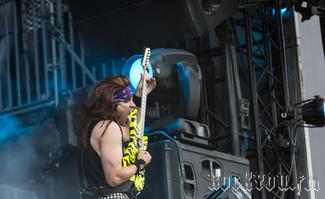 IMG_2496-Steel_Panther.jpg