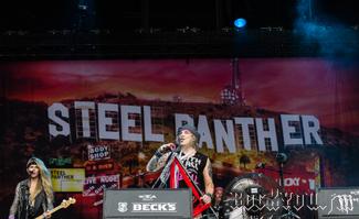 IMG_2498-Steel_Panther.jpg