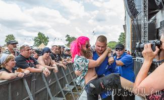 IMG_5664-Crowdsurfer.jpg