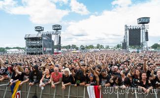 IMG_7365-Wacken_Crowd.jpg